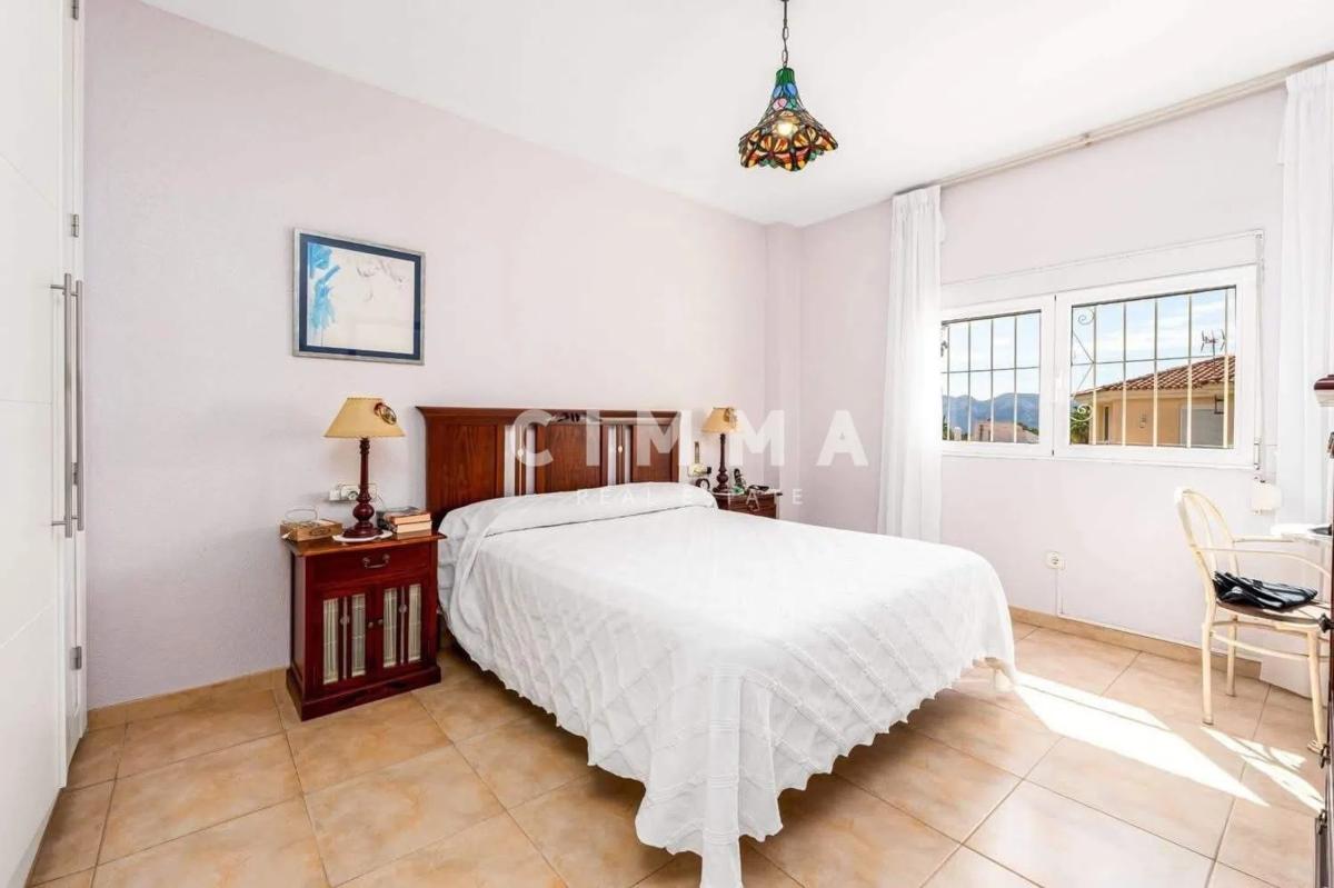 Venta de chalet independiente en Varadero, La Nucia
photo 1