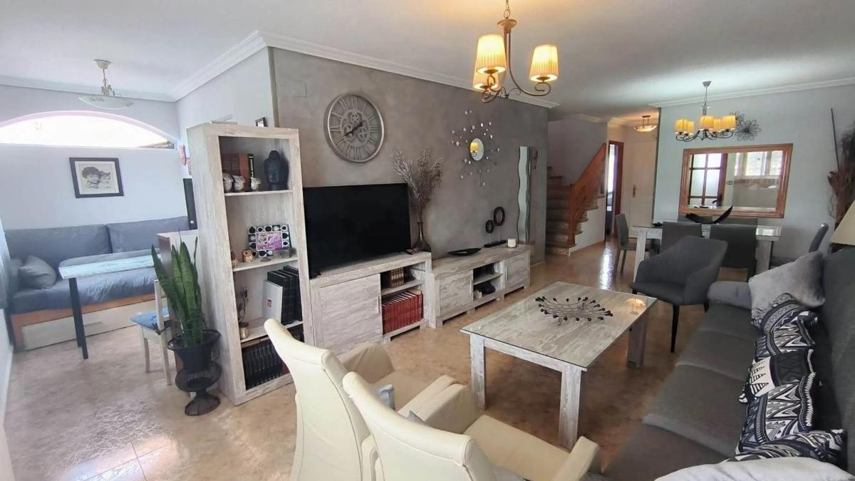 Продажа отдельного шале в Barranco Hondo, Ла Нусия photo 3