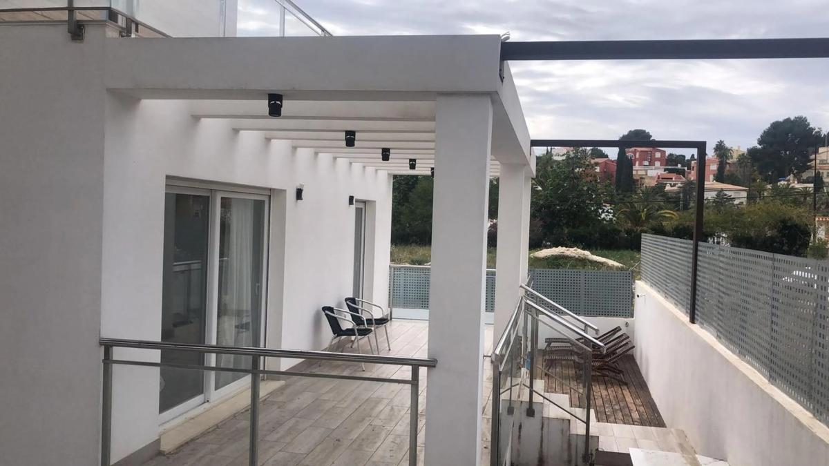Sprzedaż niezależnego domku jednorodzinnego w  Coloma, La Nucia photo 3