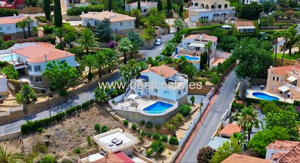 Sale of independent chalet in Coloma, La Nucia
 photo 2