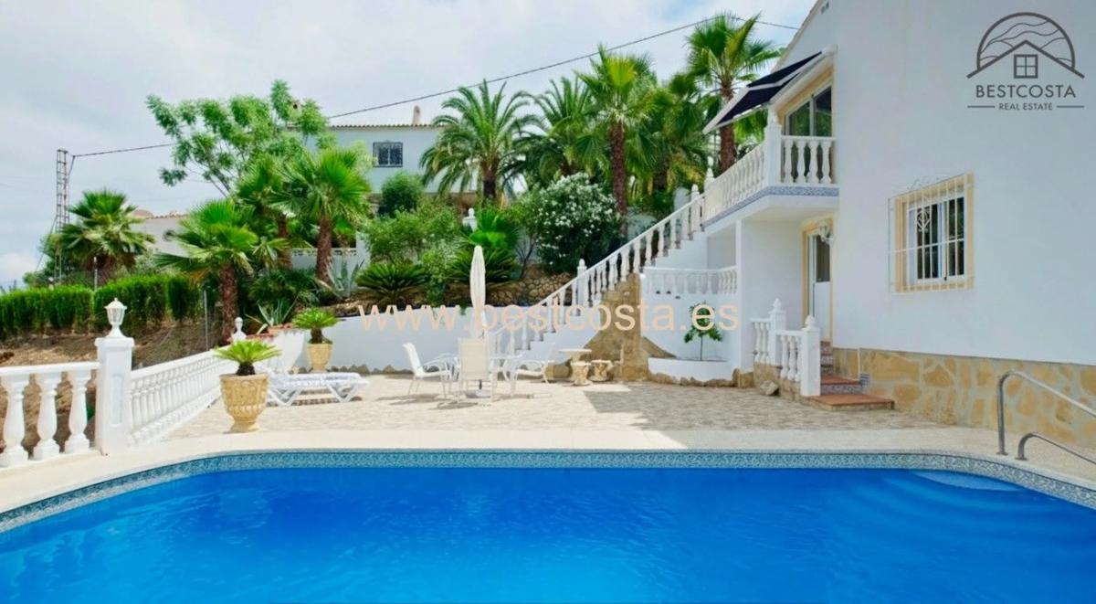 Sale of independent chalet in Coloma, La Nucia
 photo 4