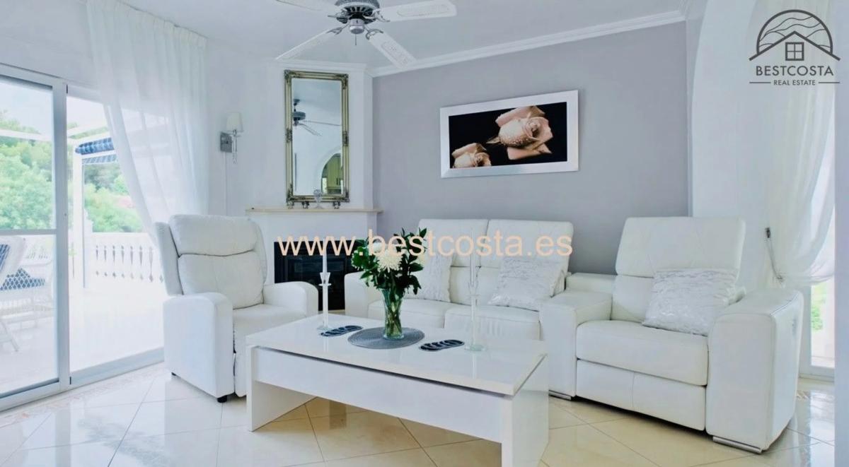 Sale of independent chalet in Coloma, La Nucia
 photo 5