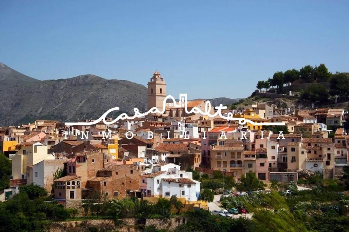 Venta de chalet independiente en La Nucia Pueblo, La Nucia
photo 1