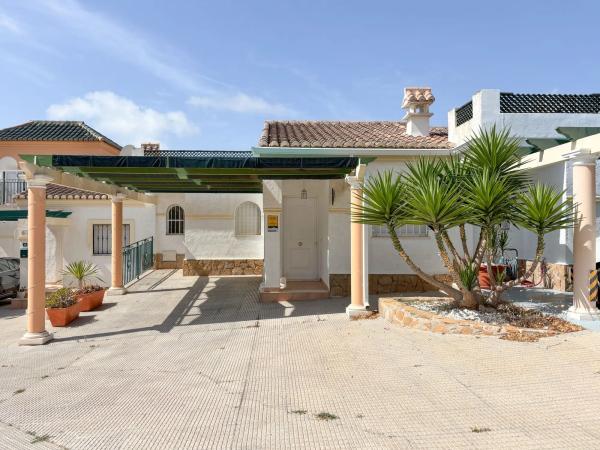 Terraced house for sale at  Calle Mautx , La Nucia photo 2