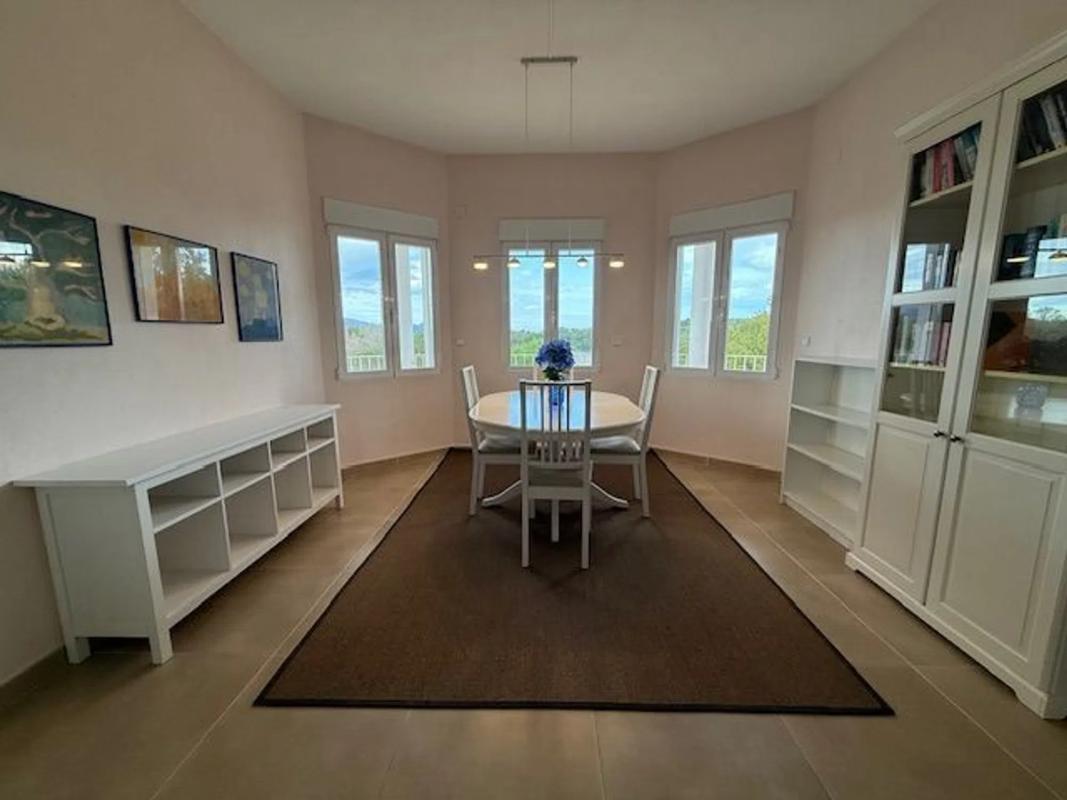 Продажа отдельного шале в Calle Oslo, 3, Ла Нусия photo 1