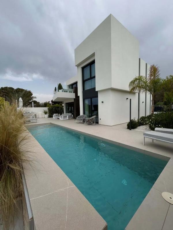 Venta de chalet independiente en Varadero, La Nucia
photo 1