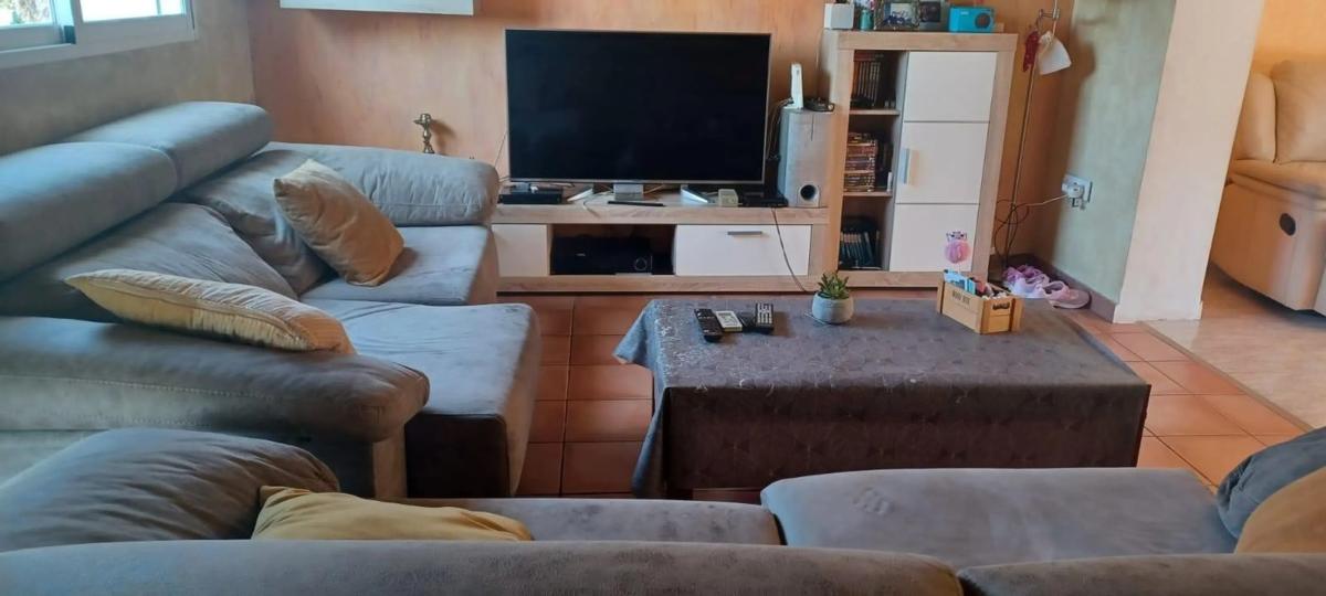Sale of independent chalet in Barranco Hondo, La Nucia
photo 2