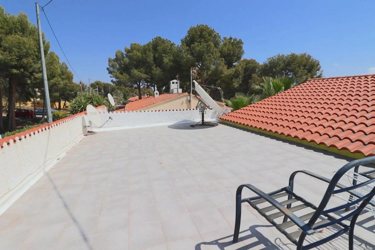 Venta de chalet independiente en Varadero, La Nucia
photo 3