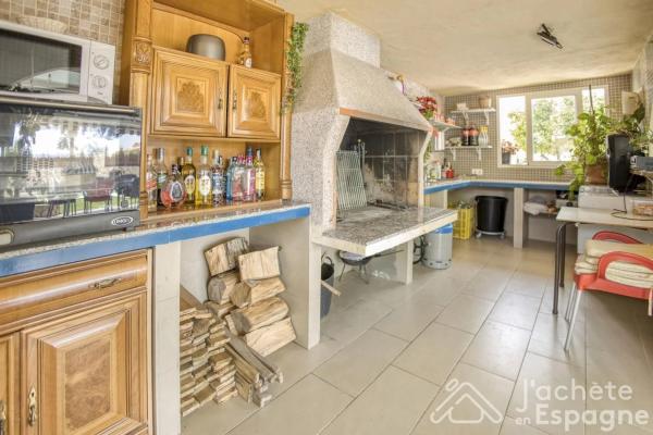 Chalet wolnostojący na sprzedaż w  Calle Llevant, La Nucia photo 3