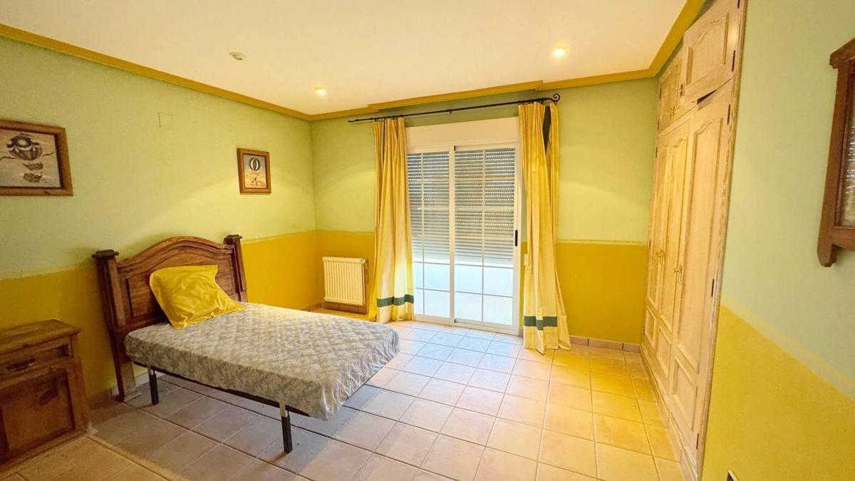 Venta de chalet independiente en Calle Colombia P, 18, La Nucia
 photo 4