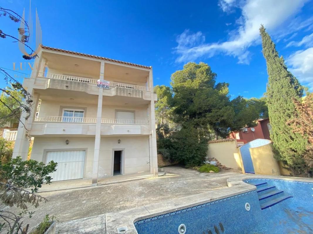 Venta de chalet independiente en Calle Surinam, 7, La Nucia
 photo 2