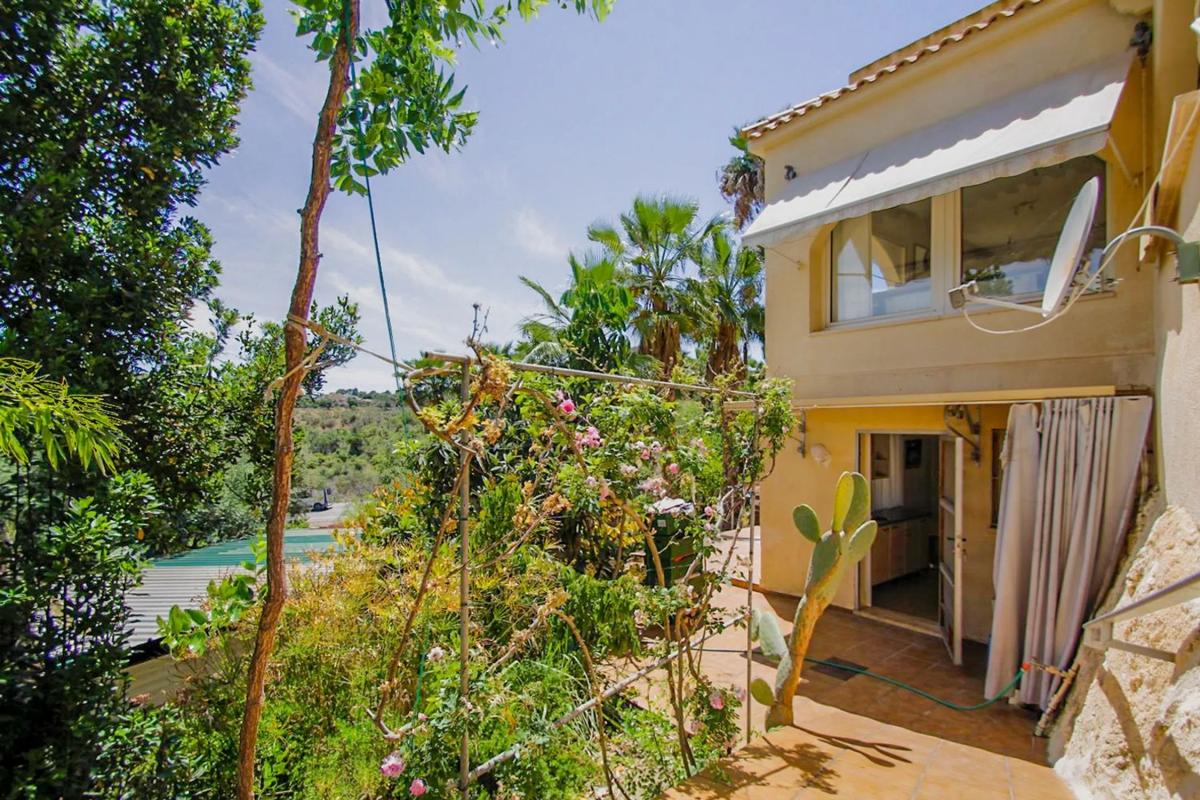 Venta de chalet independiente en Partida Captivador, La Nucia
 photo 3