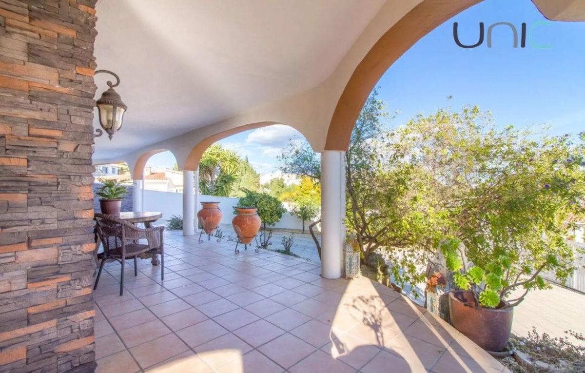 Venta de chalet independiente en Avenida de Coloma, La Nucia
photo 3
