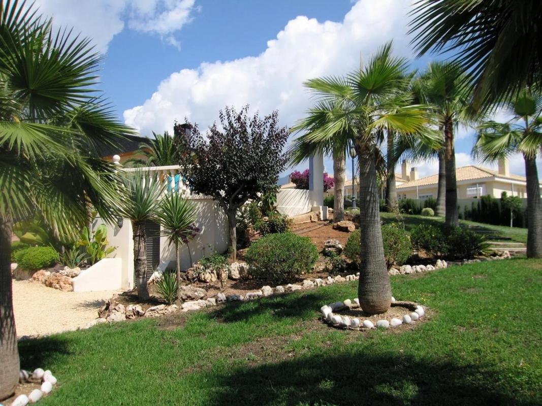 Sale of independent chalet in Coloma, La Nucia
photo 4