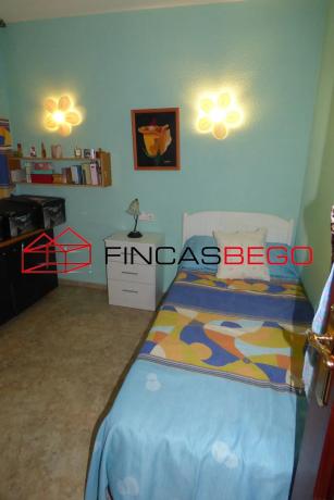 Independent chalet for sale in Calle de la Gavina, La Nucia
thumbnail 2