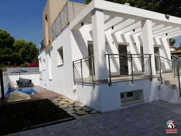 Chalet wolnostojący na sprzedaż w  Avenida de Coloma, La Nucia photo 4