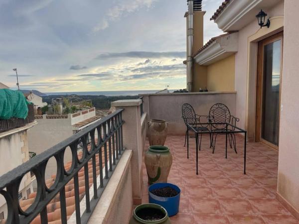 Chalet adosado en venta en Calle la Fonteta , La Nucia photo 1