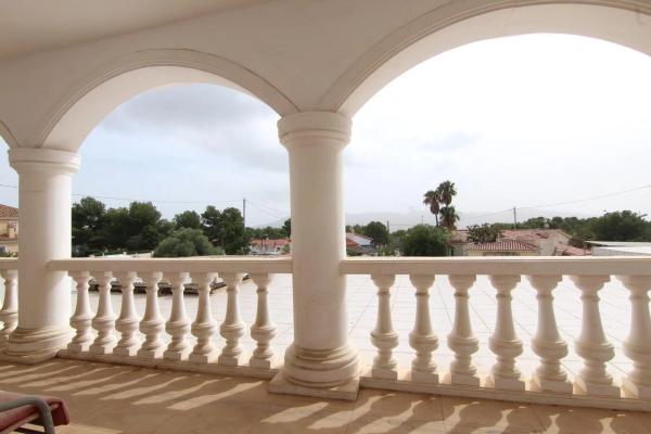 Частный шале на продаже в  Varadero, Ла Нусия photo 4