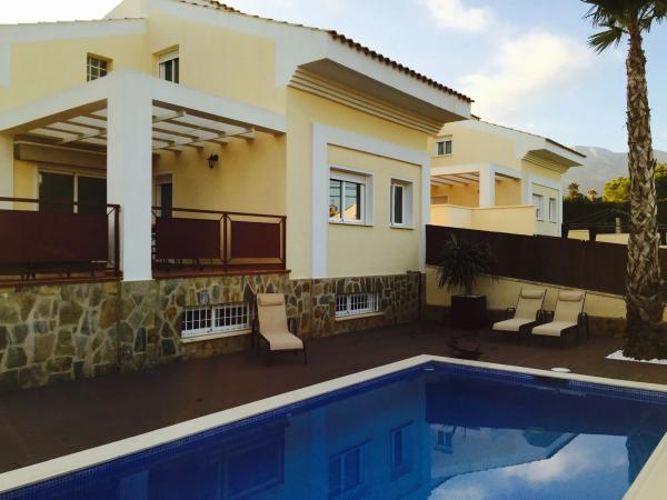 Chalet independiente en venta en Calle Luxemburgo, La Nucia
 photo 4