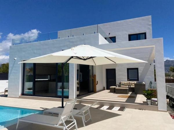 Independent chalet for sale in El Tossal-Bello Horizonte, La Nucia
thumbnail 1