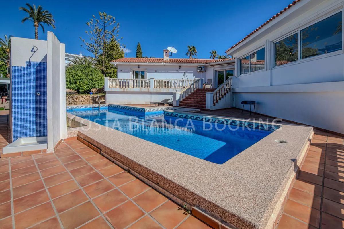 Sale of independent chalet in Calle Gessami, La Nucia
 photo 5