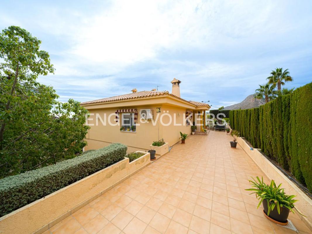 Venta de chalet independiente en GREGAL, La Nucia
photo 4
