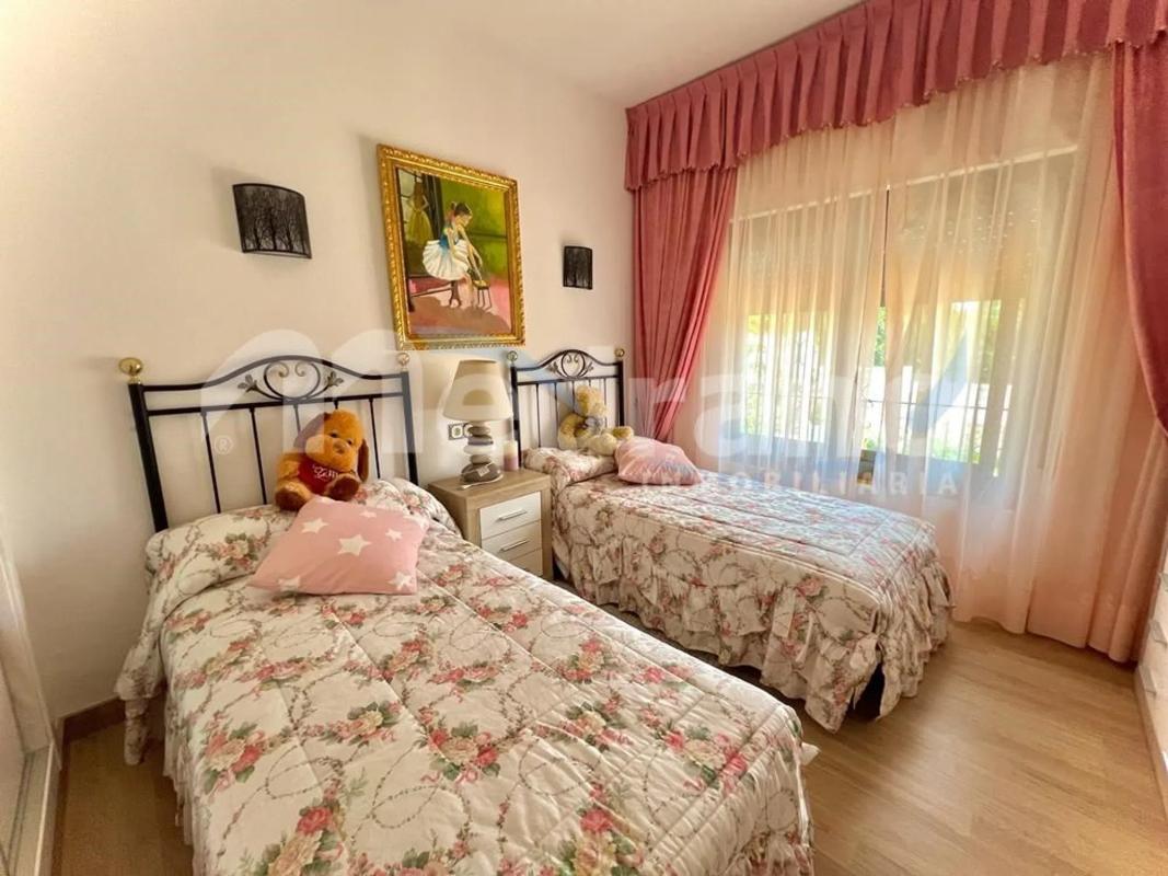 Sprzedaż niezależnego domku jednorodzinnego w Calle de la Gavina, 2, La Nucia photo 2