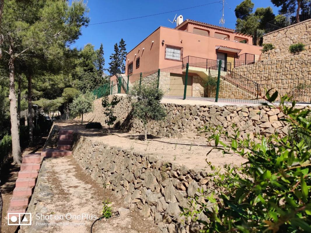 Sale of independent chalet in Calle PUIG CAMPANA, 31, La Nucia
photo 2