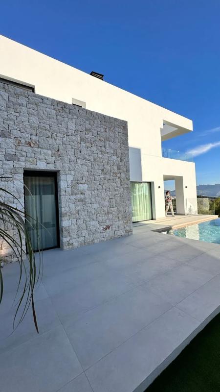 Продажа отдельного шале в  Calle Rei Jaume I, 33, Полоп photo 3