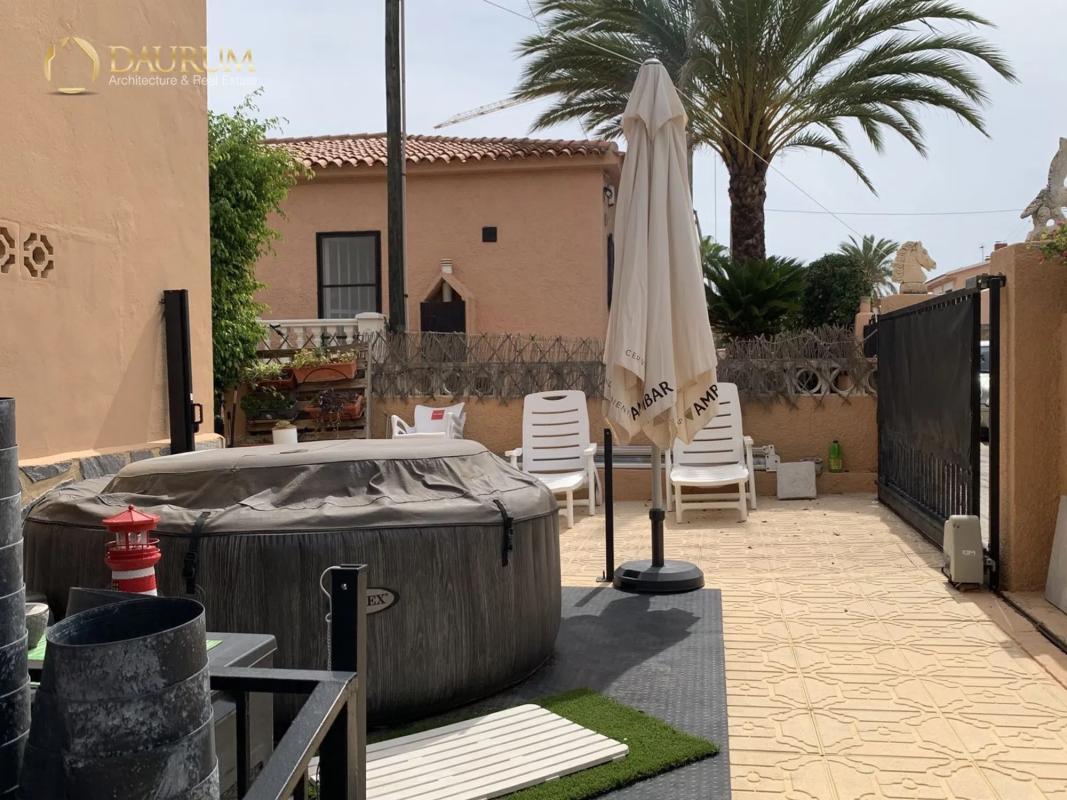 Venta de chalet independiente en Avenida Ponoig, Polop
photo 2
