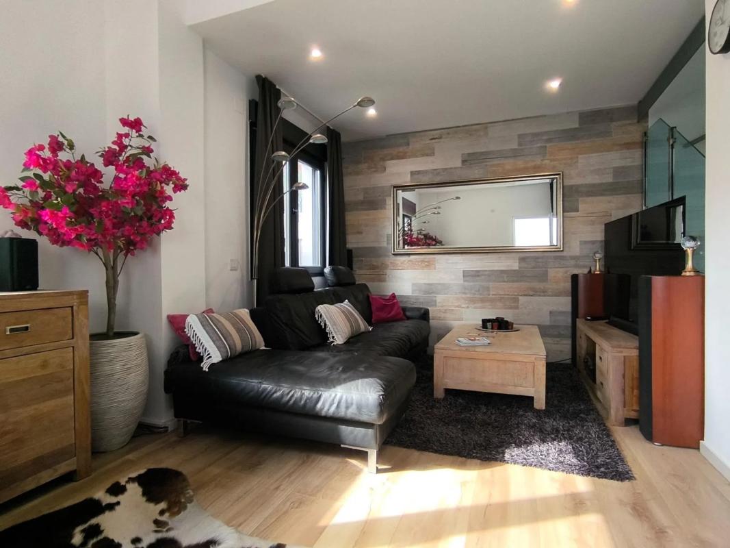 Properties for sale and rent in Spain photo 5