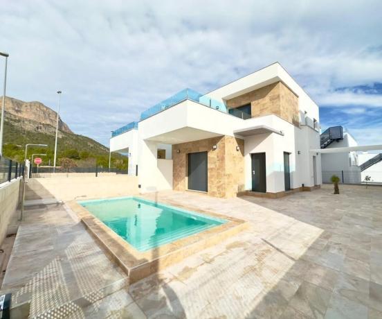 Independent chalet for sale in La Alberca, Polop
photo 1