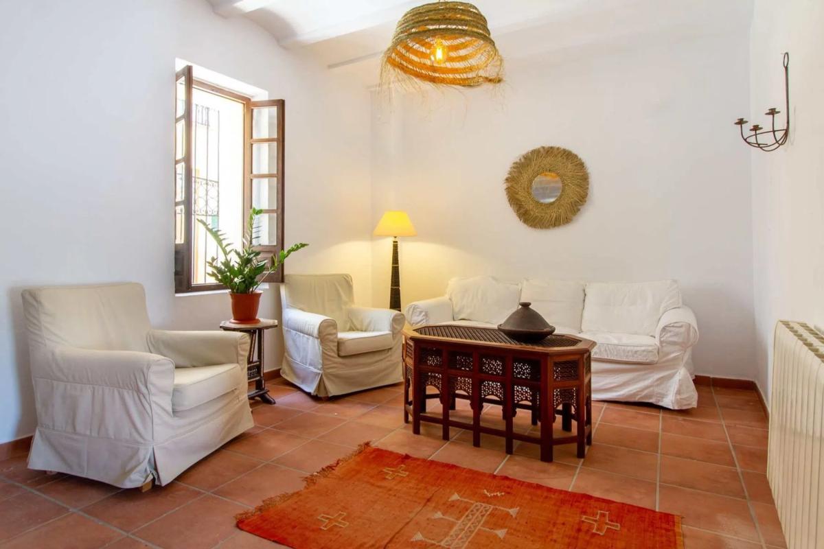 Properties for sale and rent in Spain photo 4