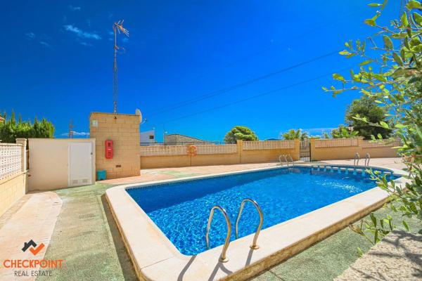 Independent chalet for sale in La Alberca, Polop
thumbnail 1