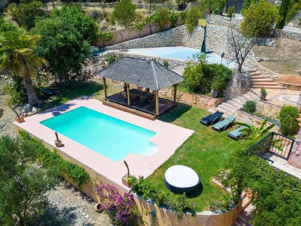 Independent chalet for sale in Xirles, Polop
photo 1