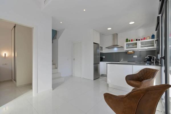 Terraced house for sale at Calle Nimega, 8 , Polop thumbnail 1