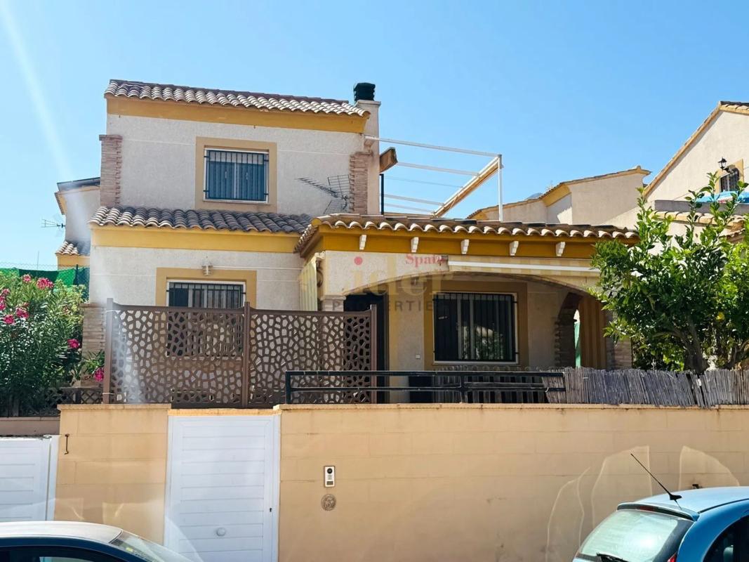 Sale of independent chalet in Calle Huelva, Polop
photo 1