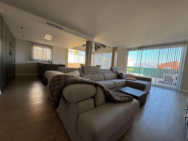 Chalet pareado en calle Puig Campana photo 1
