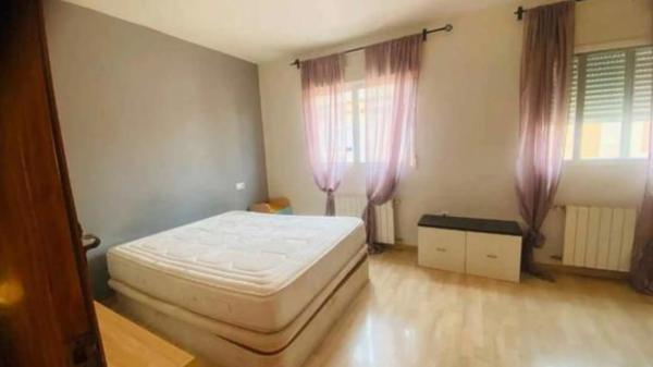 Chalet pareado en calle Pintor Viladomat, 35 photo 1