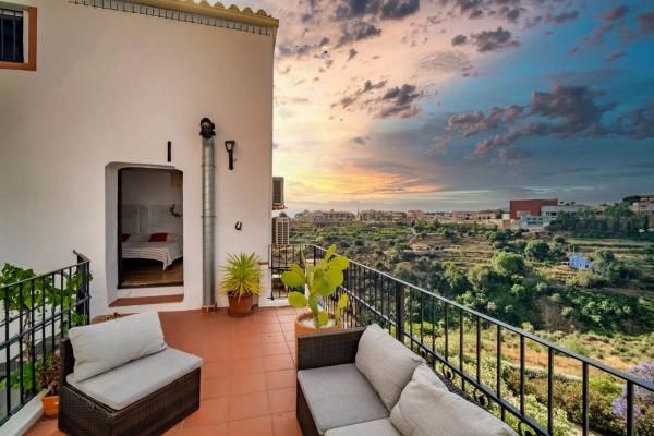 Chalet adosado en venta en  Calle del Ravalet , Polop photo 1