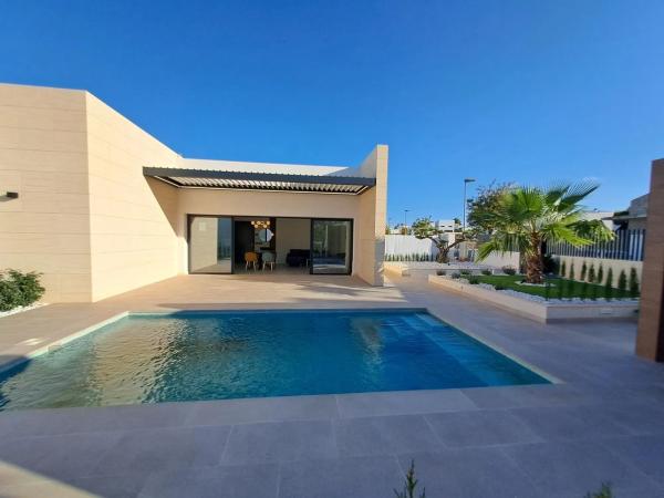 Independent chalet for sale in Calle Málaga, Polop
 photo 4
