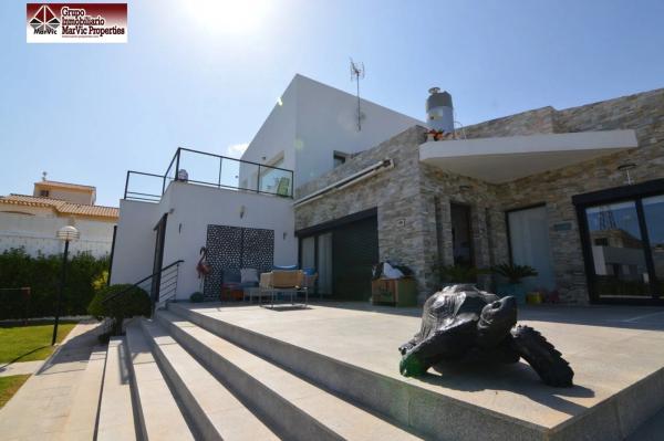 Chalet independiente en venta en La Alberca, Polop
photo 1