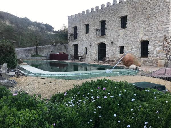Chalet independiente en venta en Relleu, Relleu
 photo 2