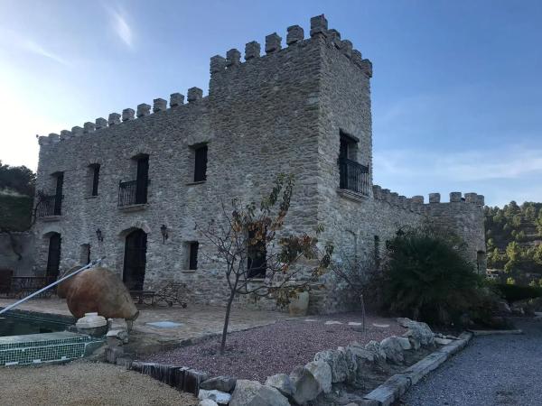 Chalet independiente en venta en Relleu, Relleu
 photo 3
