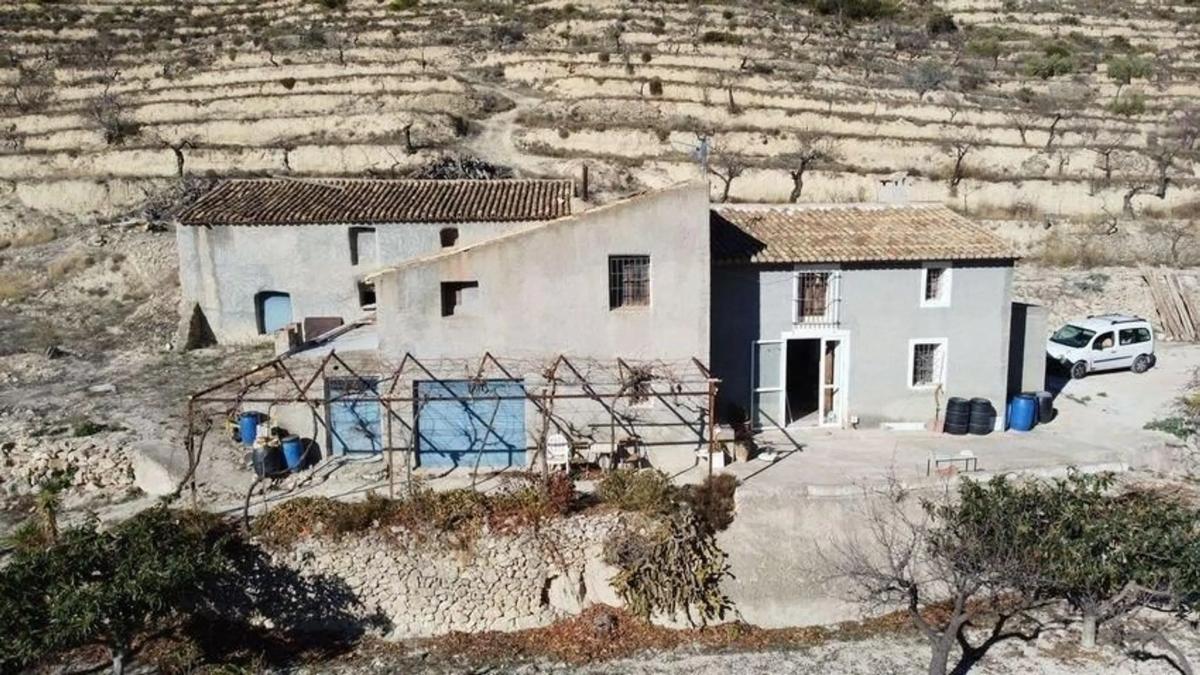 Venta de finca rústica en Relleu s/n , Relleu photo 2