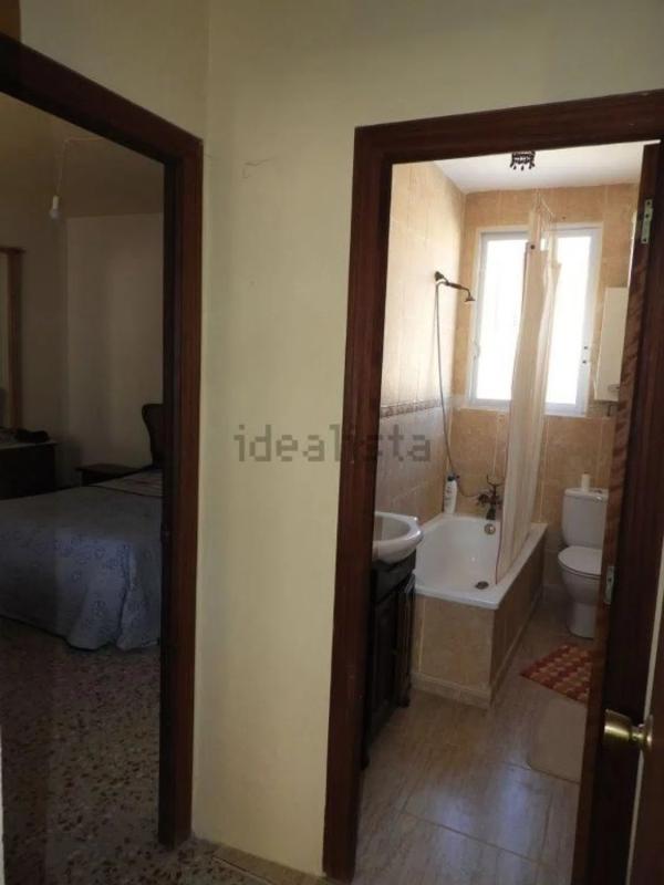Sale of independent chalet in Relleu, Relleu
 photo 2