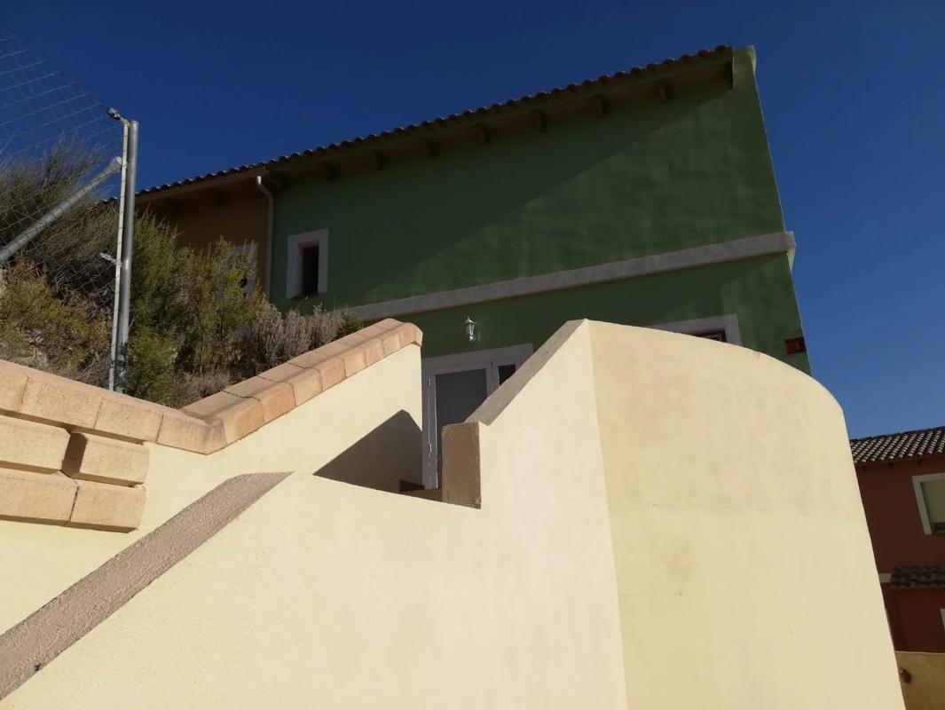 Sale of townhouse in  Partida Muscaret , Relleu photo 3