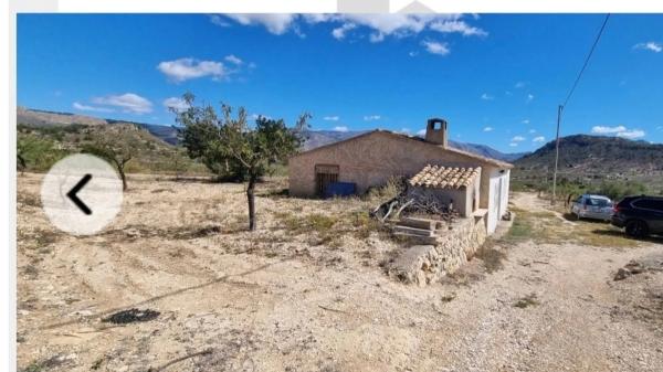 Rustic farm for sale in Macarova s/n , Relleu photo 1
