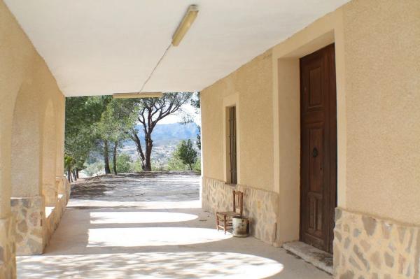 Independent chalet for sale in Partida Muscaret, Relleu
thumbnail 2