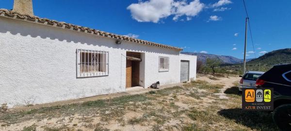 Rustic farm for sale in Relleu , Relleu thumbnail 1